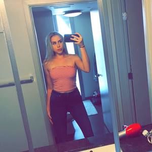 Meet your Posher, Casey